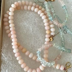 La soula pink opal necklace